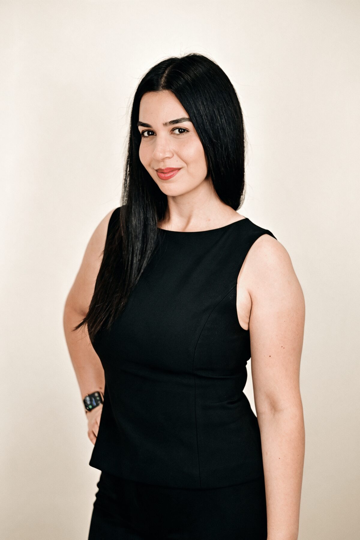 Eliza Arakelian, FNP-C
